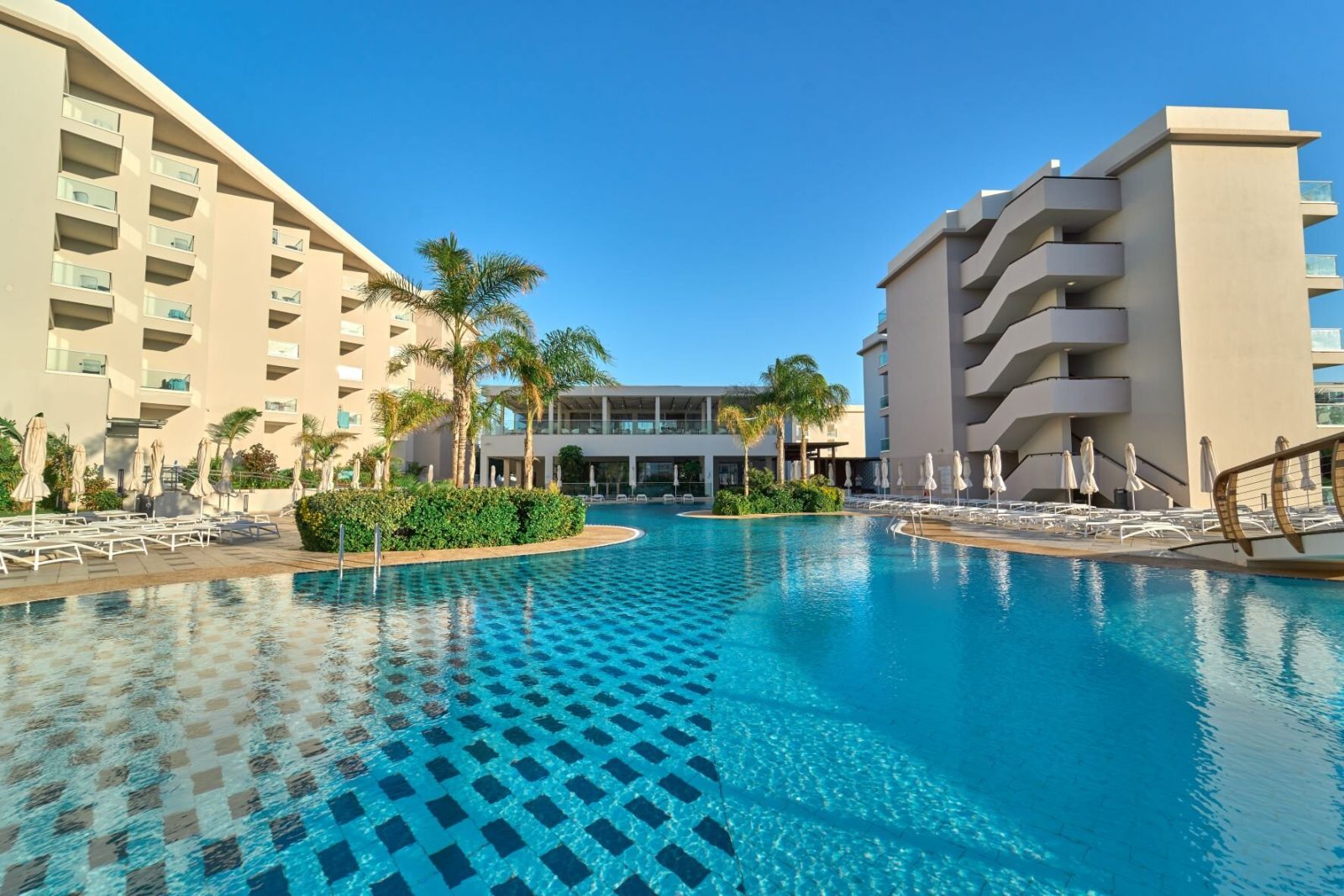 vangelis aparthotel protaras