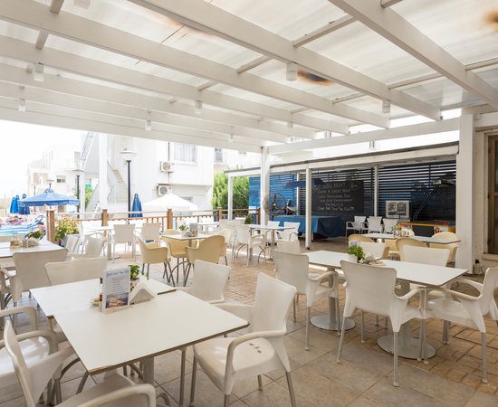 sweet memories hotel protaras