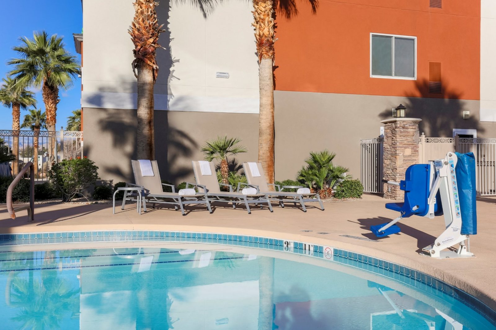 las vegas holiday inn