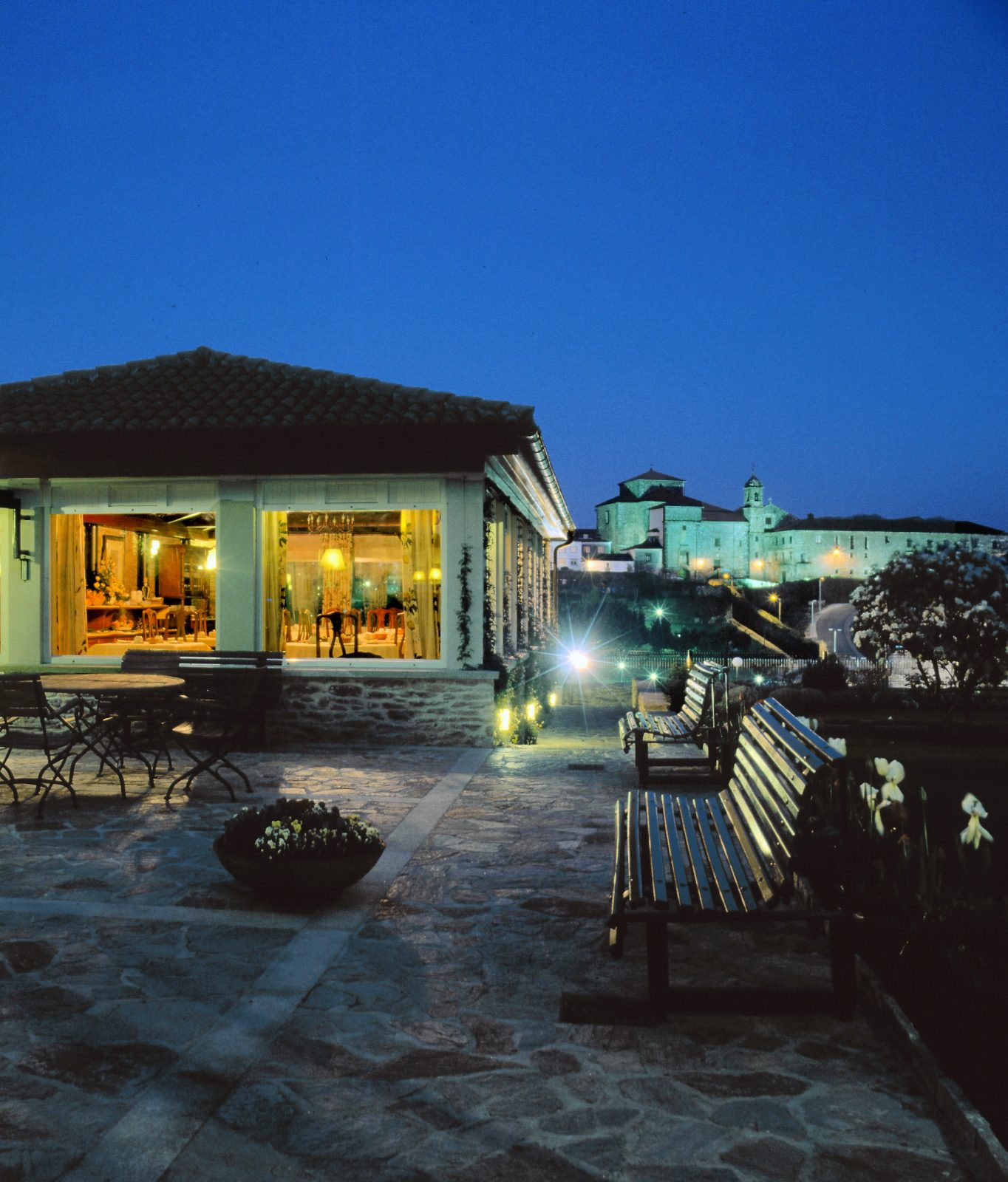 virxe da cerca hotel