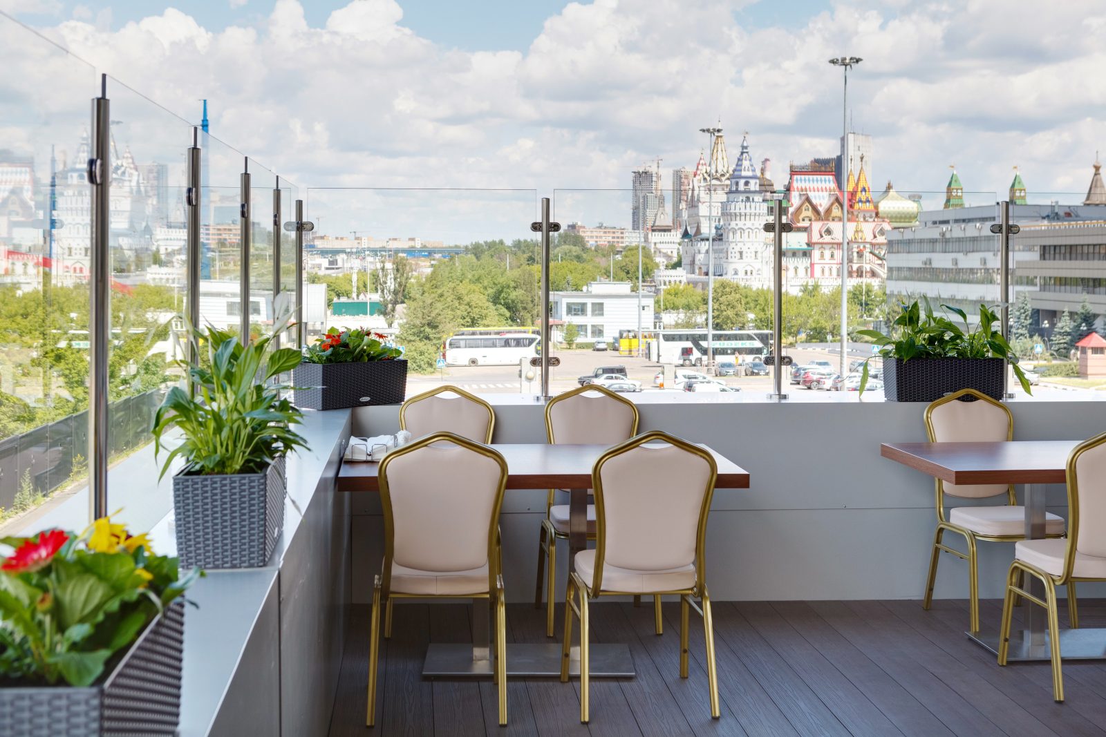 Vega Izmailovo Hotel