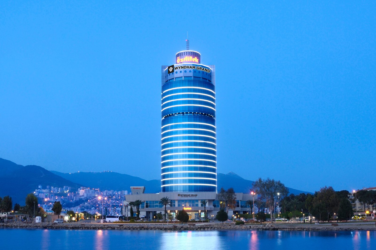 Wyndham Grand İzmir Özdilek Thermal & Spa