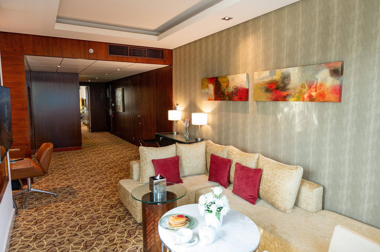 4 points by sheraton bur dubai