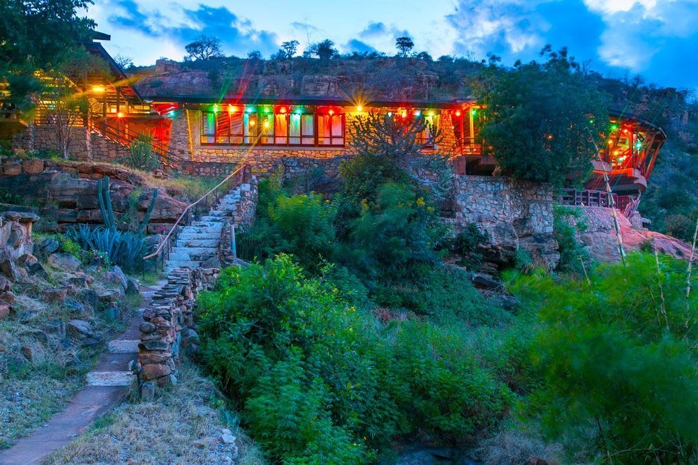 voi safari hotel tsavo national park east