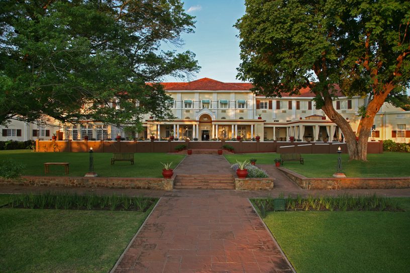 victoria falls hotel