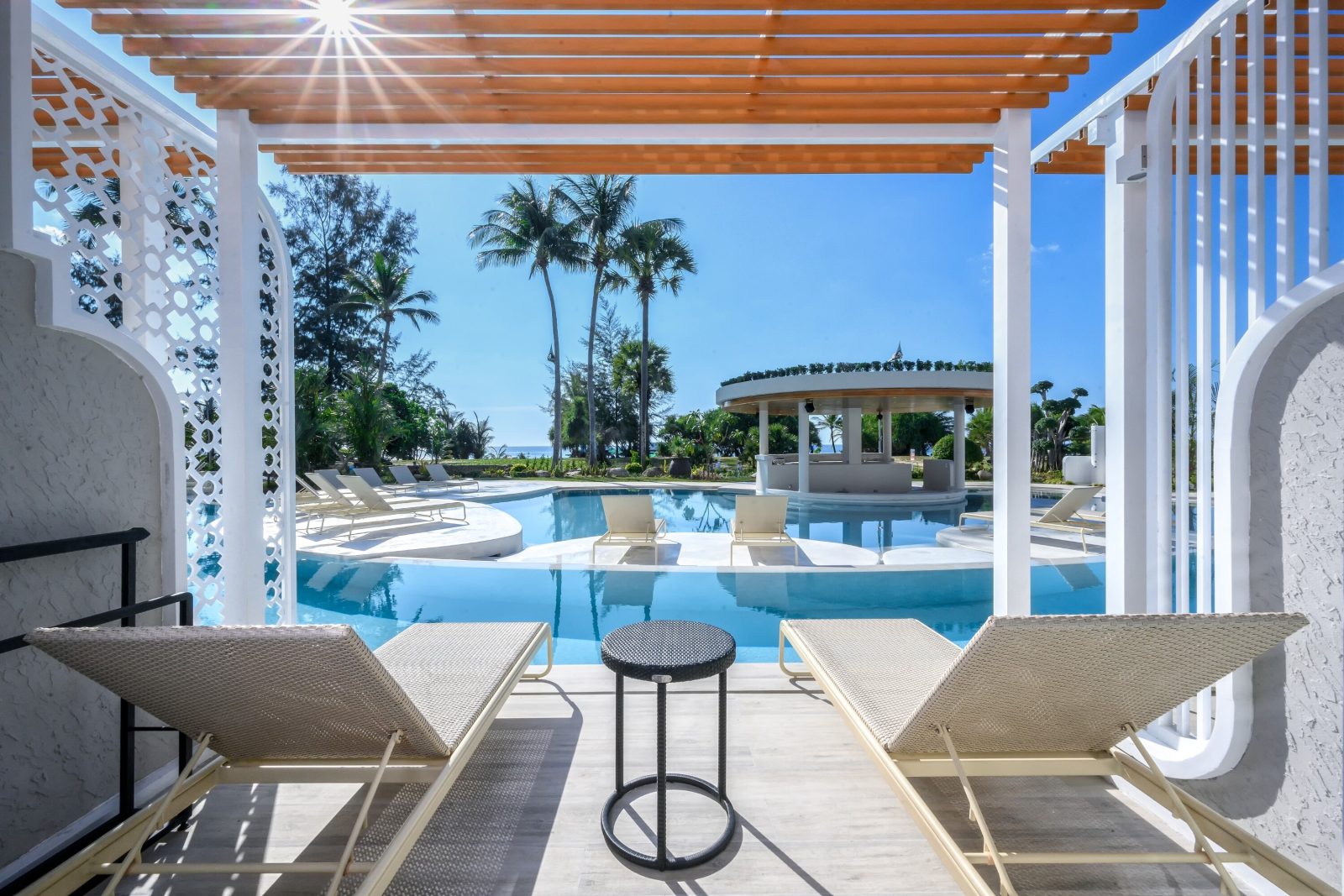 thavorn palm beach karon