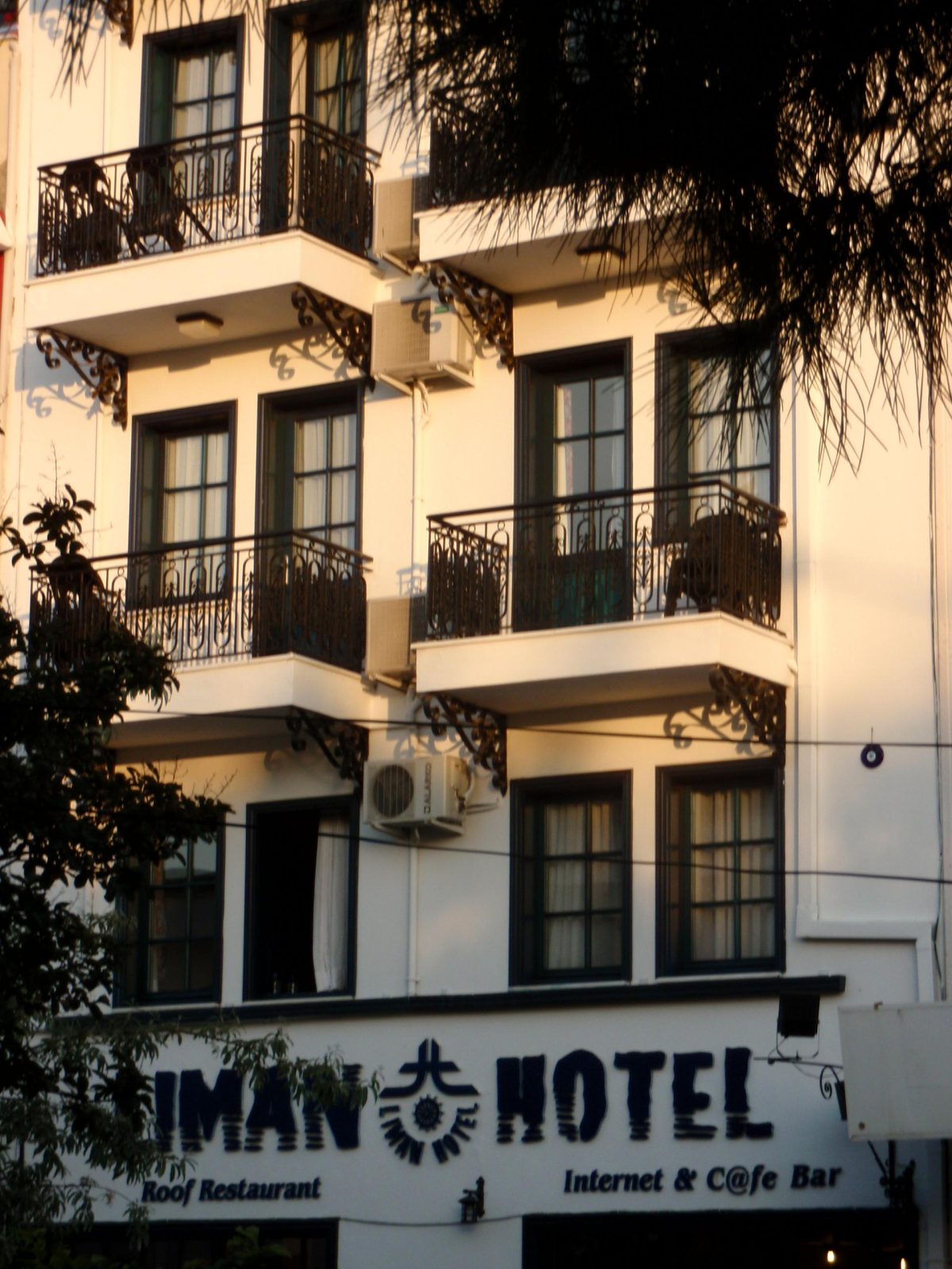 liman hotel kusadasi