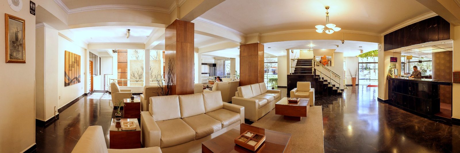 Hotel Diplomat