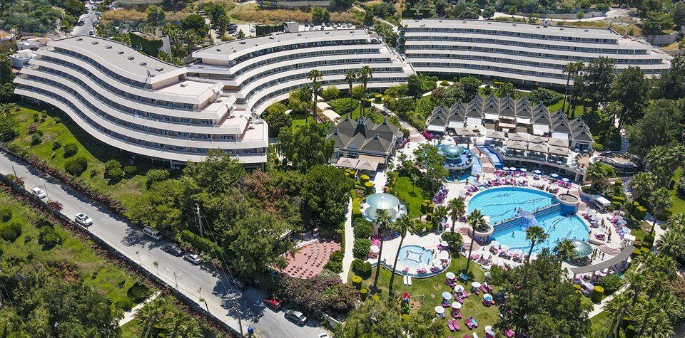 grand blue sky international hotel kusadasi