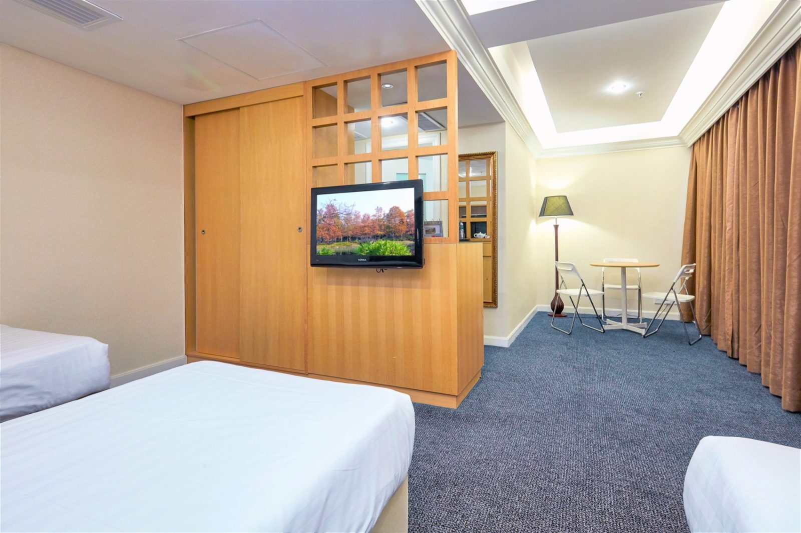 warwick hotel hong kong