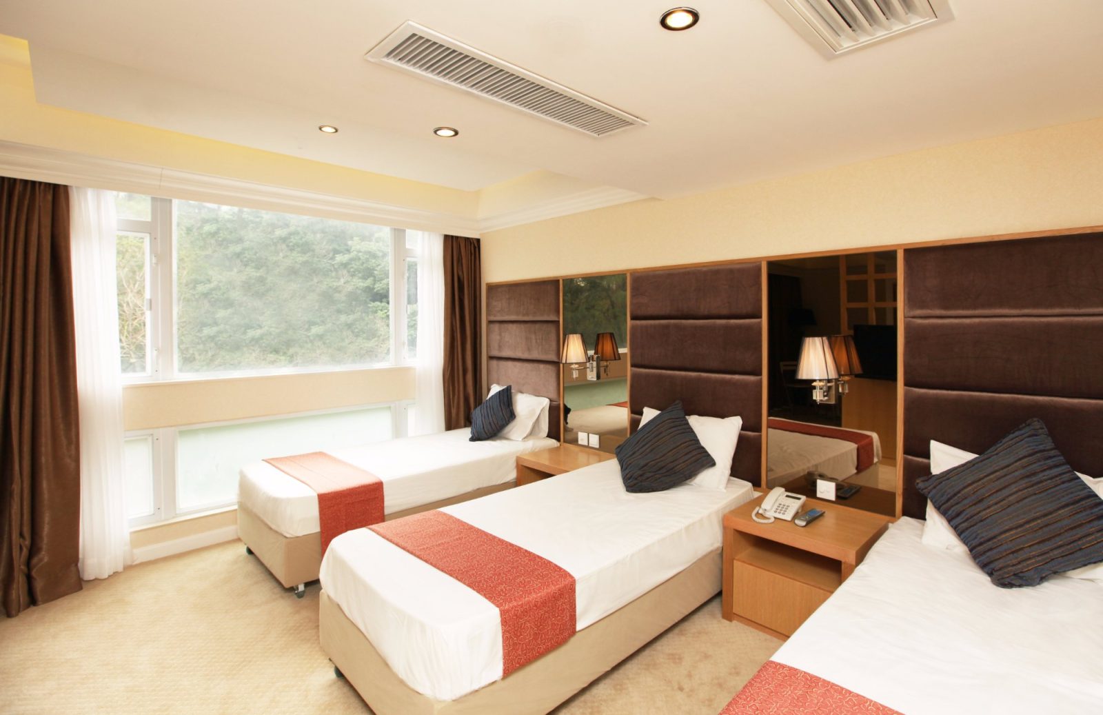 warwick hotel hong kong