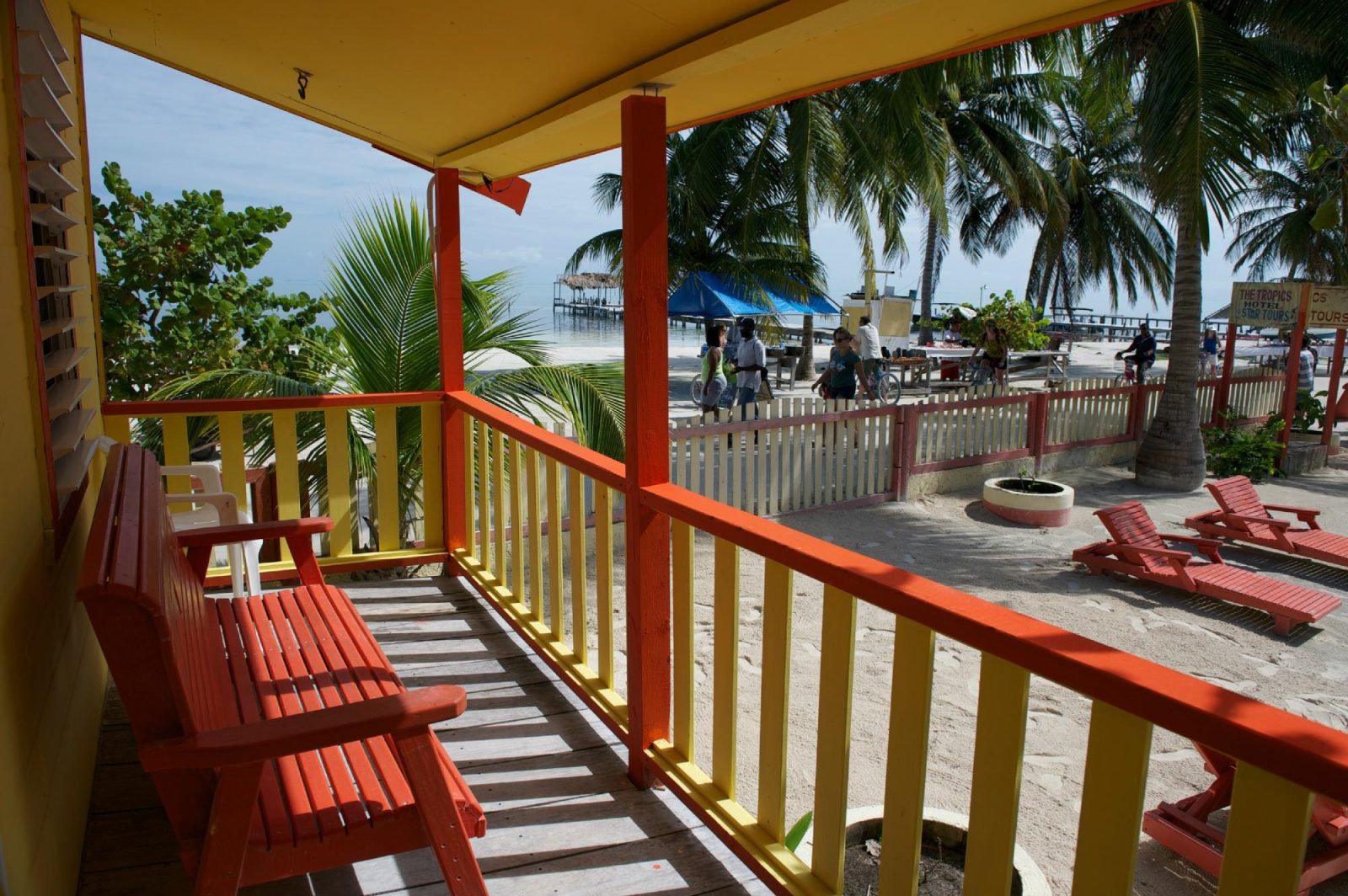 tropics hotel caye caulker