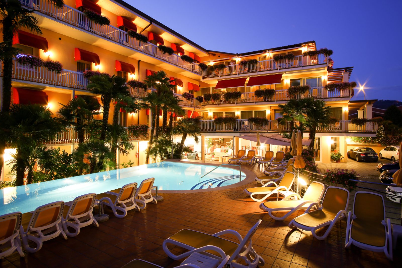 capri hotel bardolino