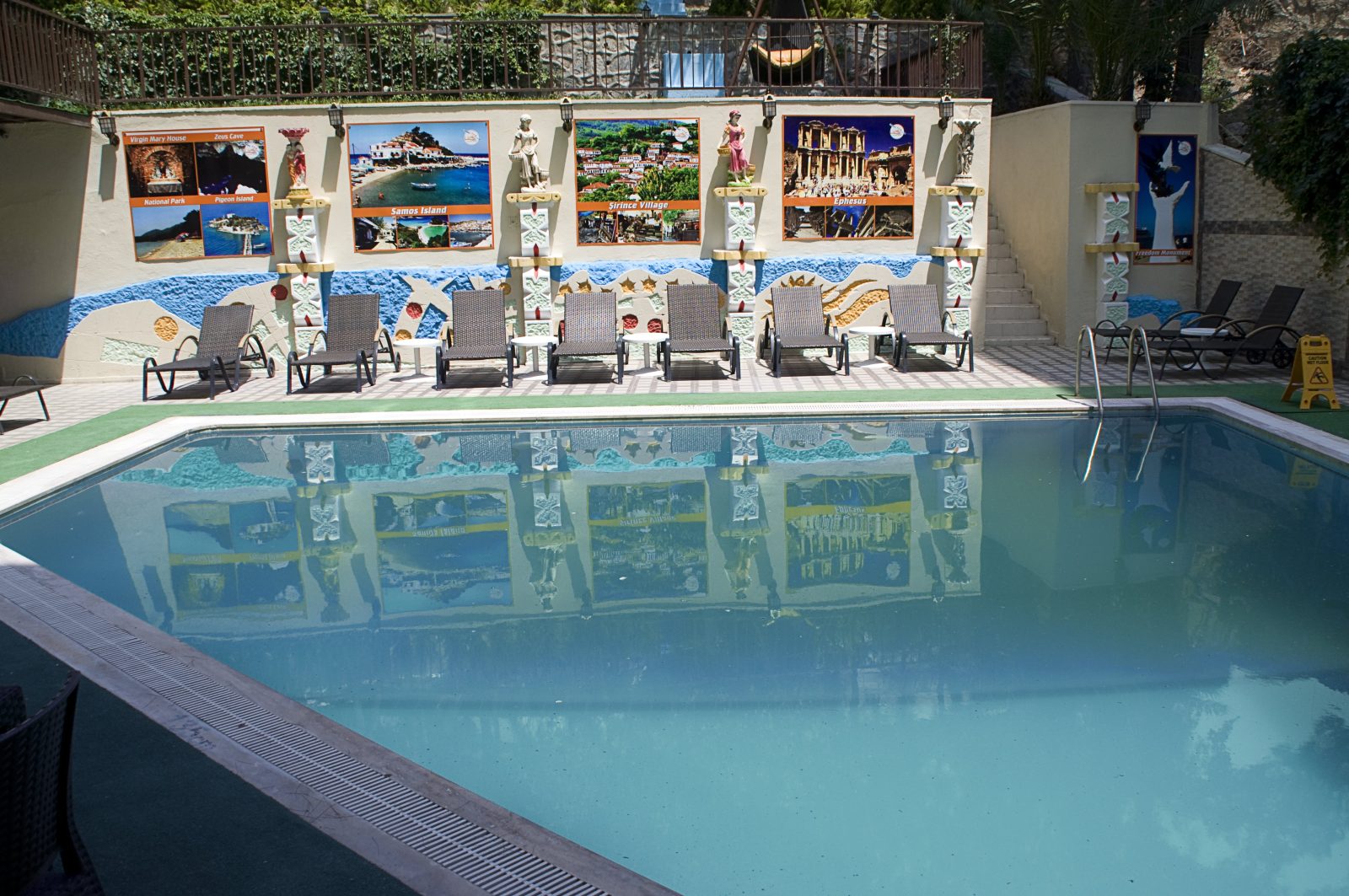 Saturn Hotel Kuşadası