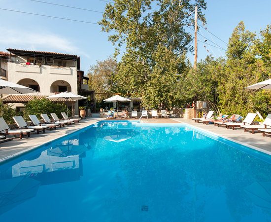 astoria hotel skiathos