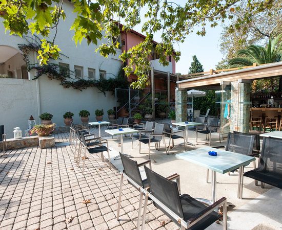 astoria hotel skiathos
