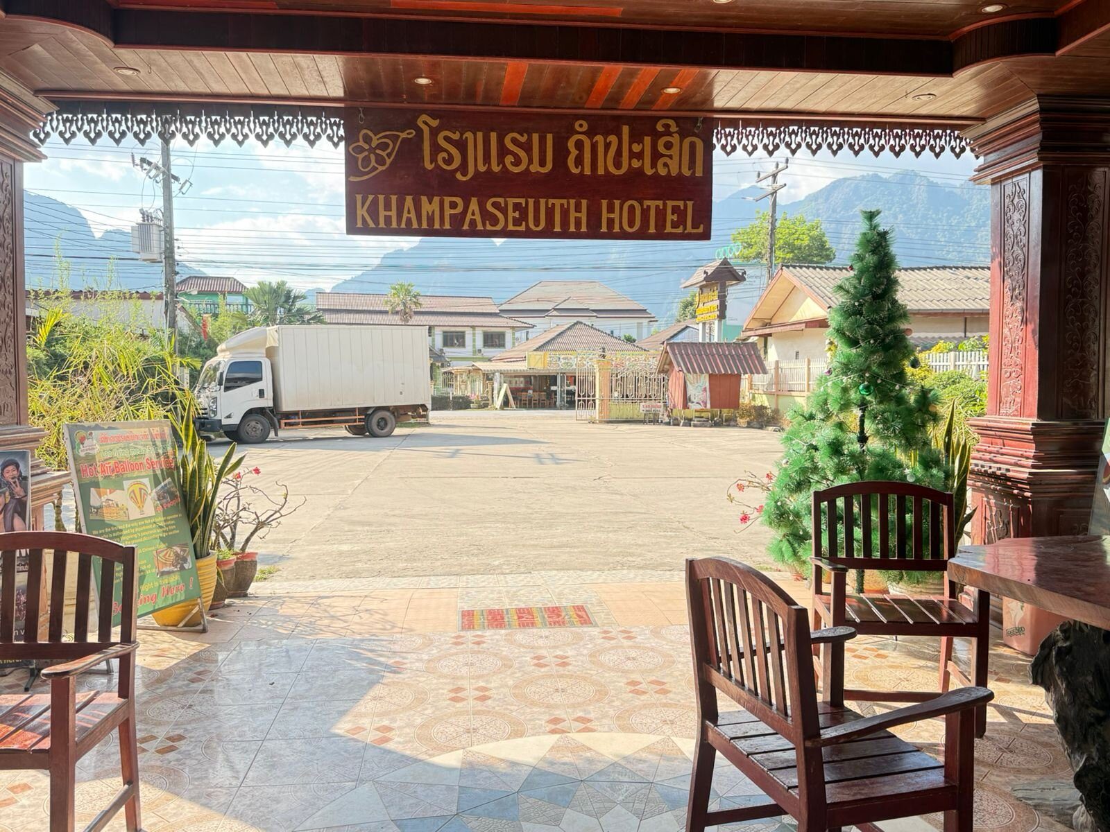 Vang Vieng Khampaseuth Hotel