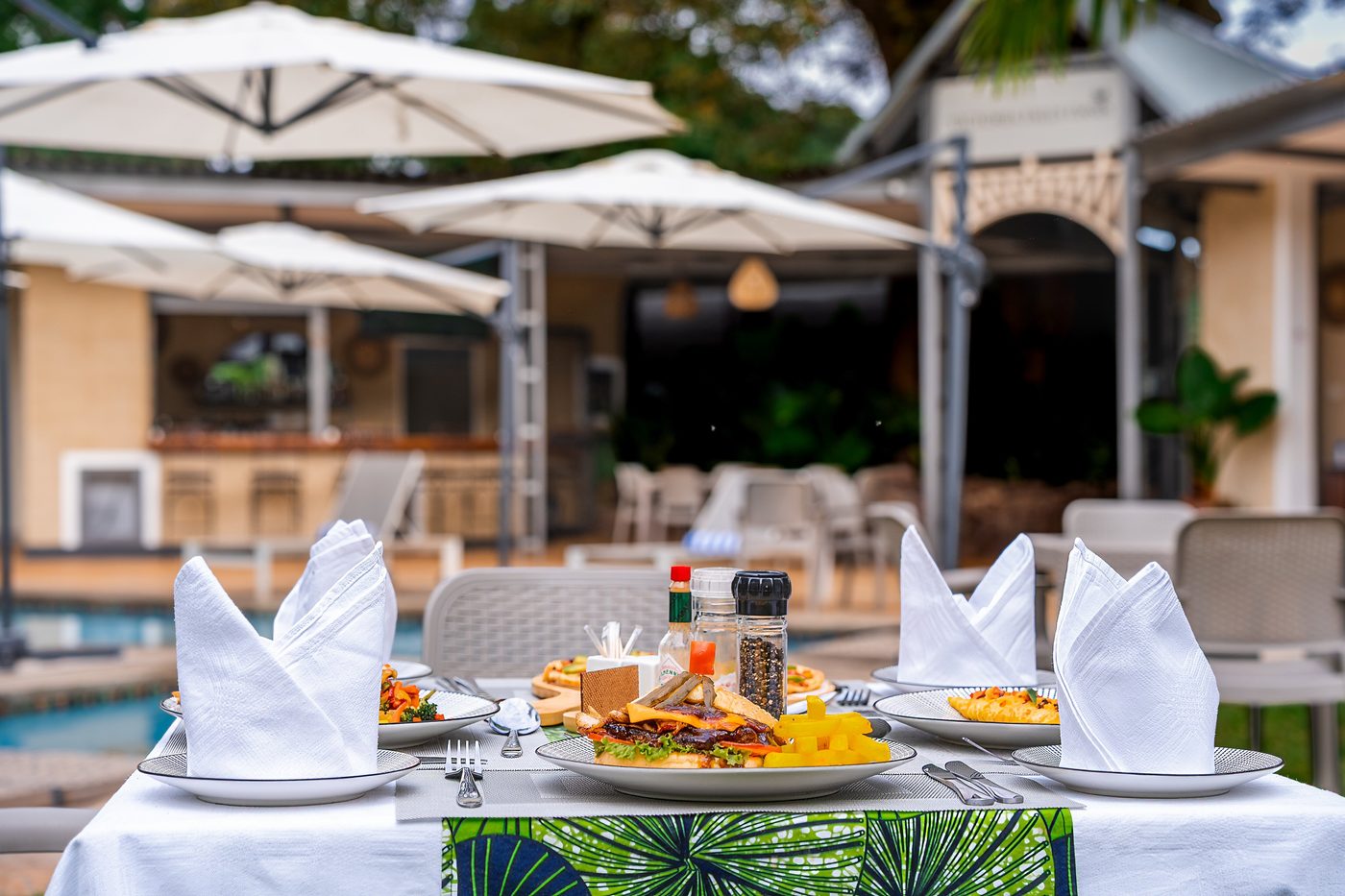 Victoria Falls Oasis Hotel