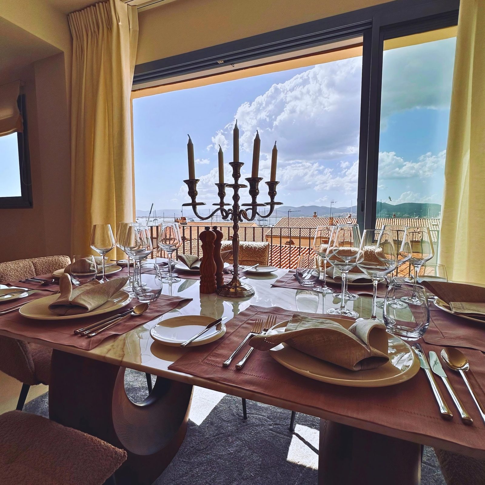 Villtak Saint-Tropez By Villtak Collection