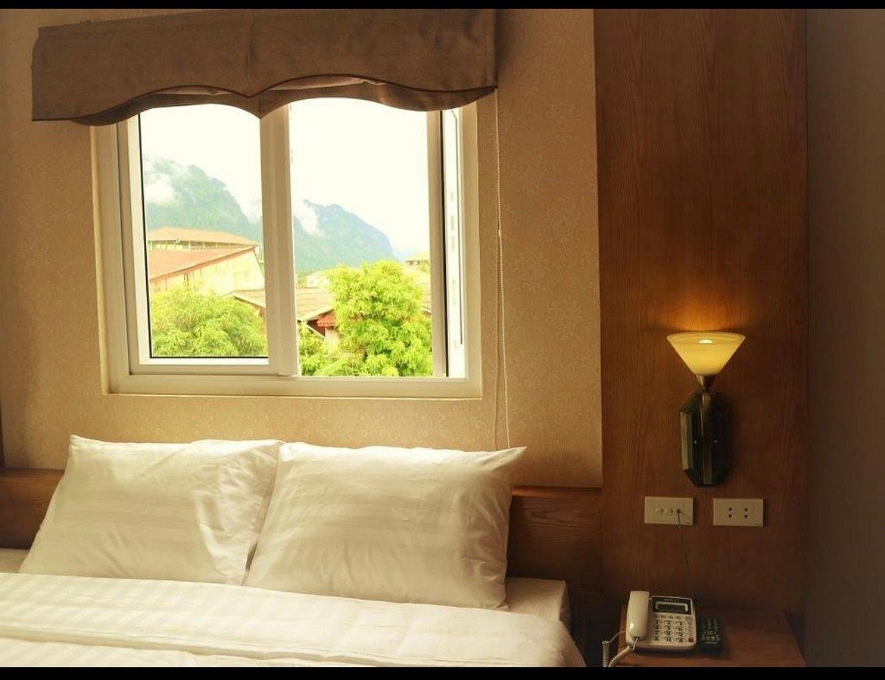Vang Vieng Th Central Park Hotel