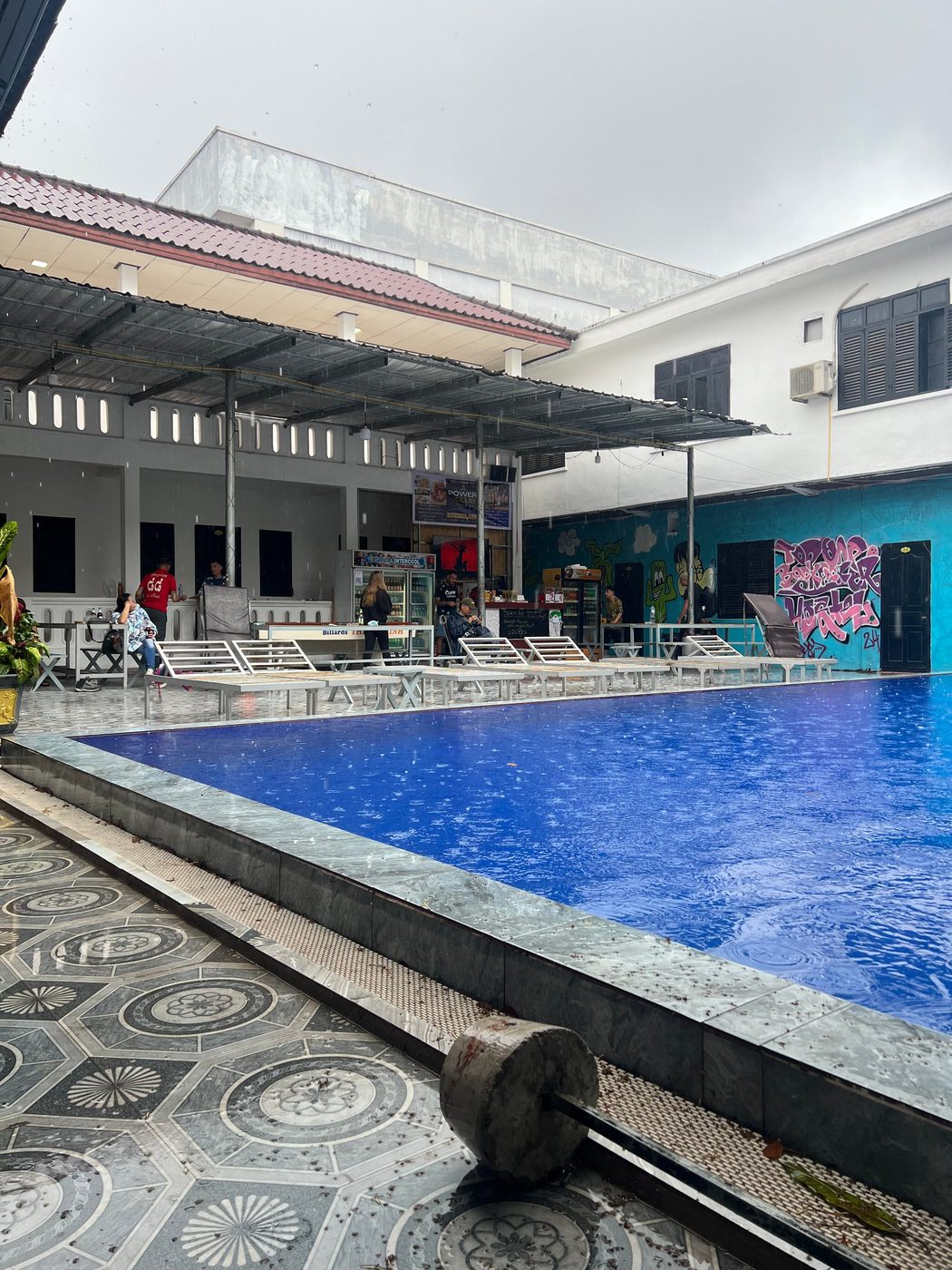 Vientiane Apower Club & Beds