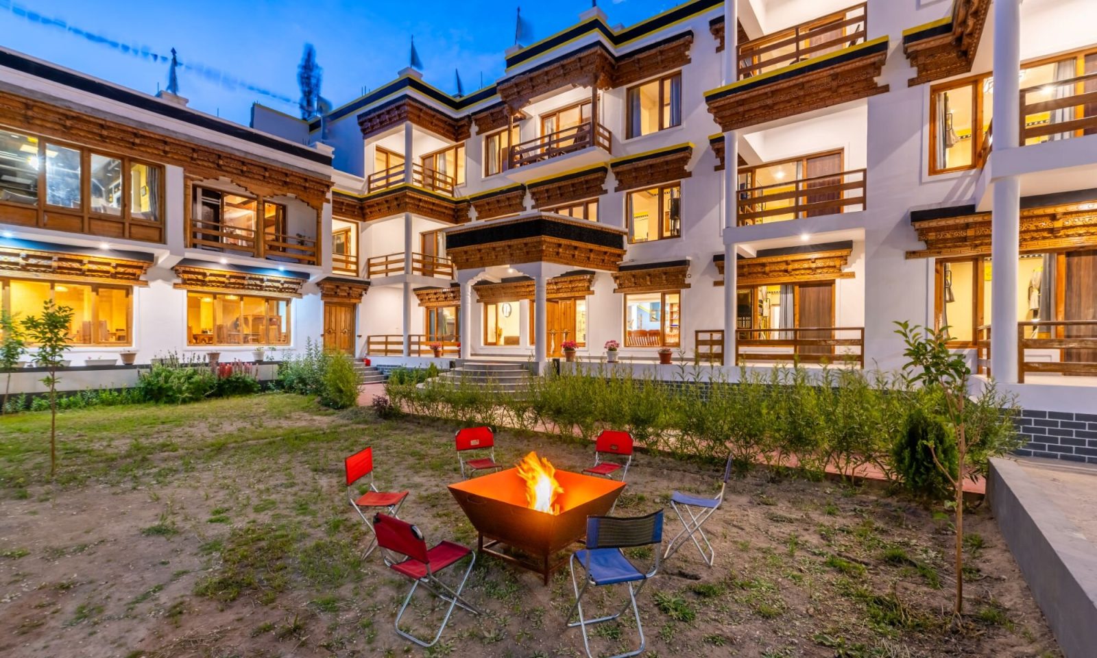 Hotel Bayshu - The Hosteller leh