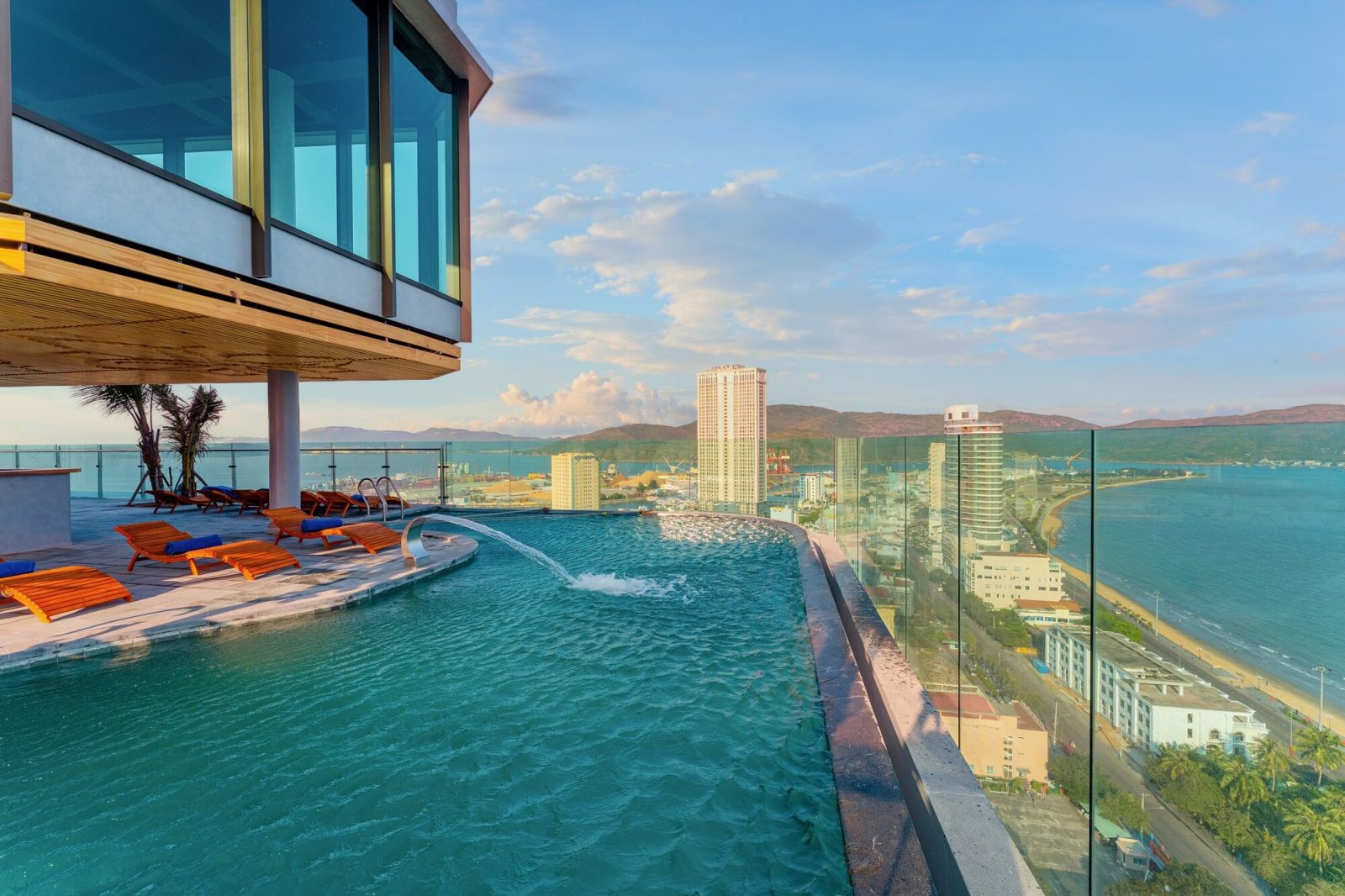 Sala Quy Nhon Beach Hotel