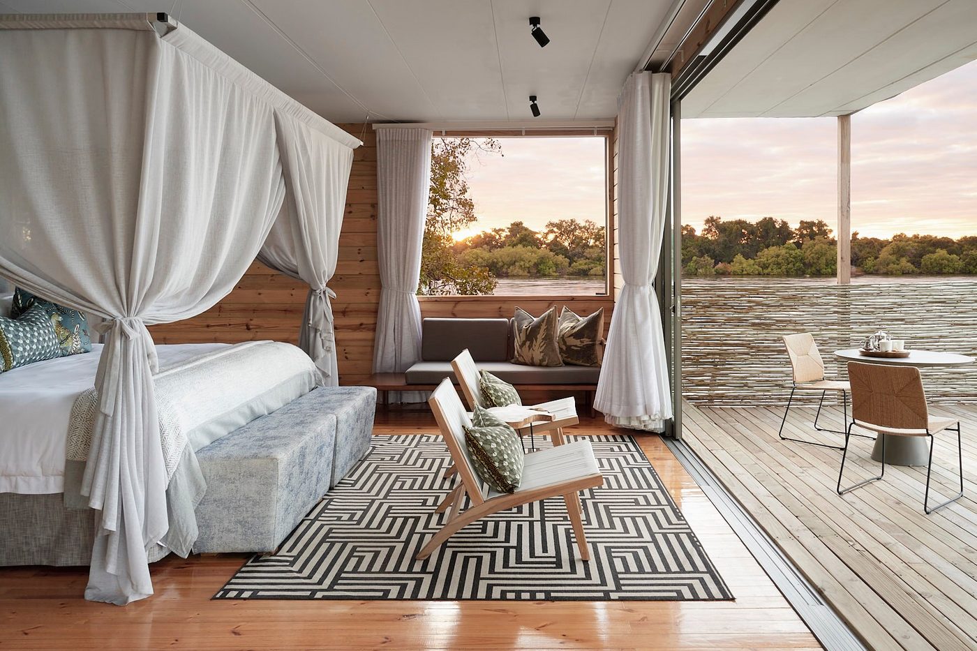 Victoria Falls River Lodge - Zambezi Crescent