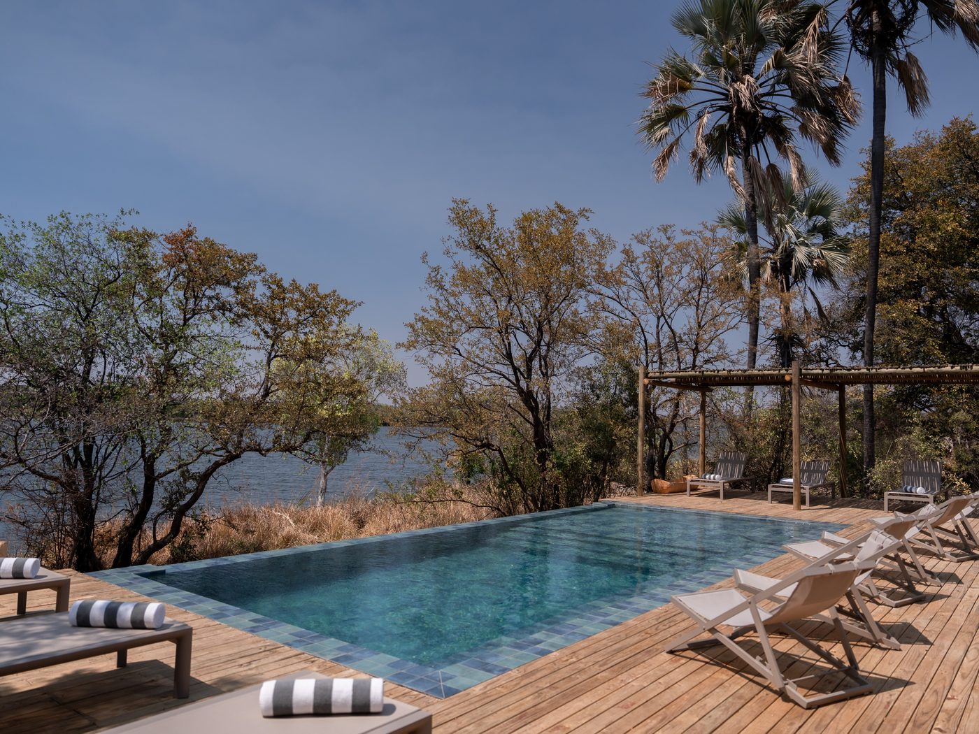 Victoria Falls River Lodge - Zambezi Crescent