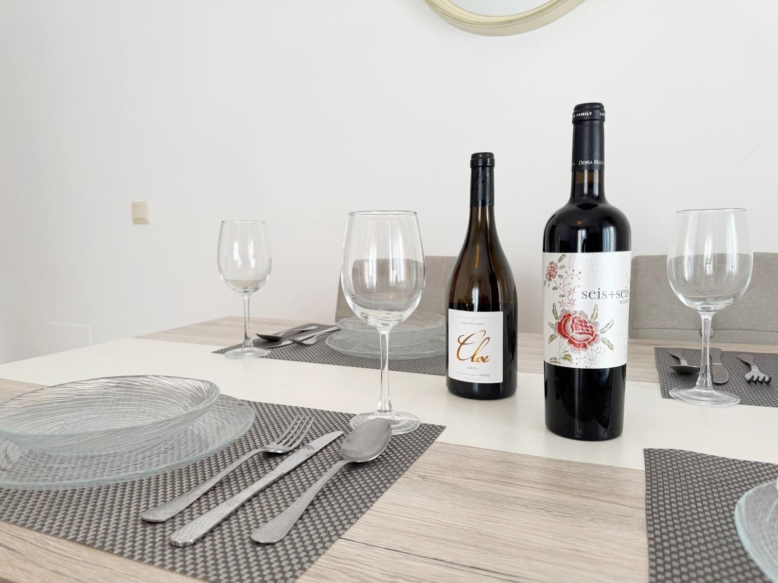 Ronda Suites A&N