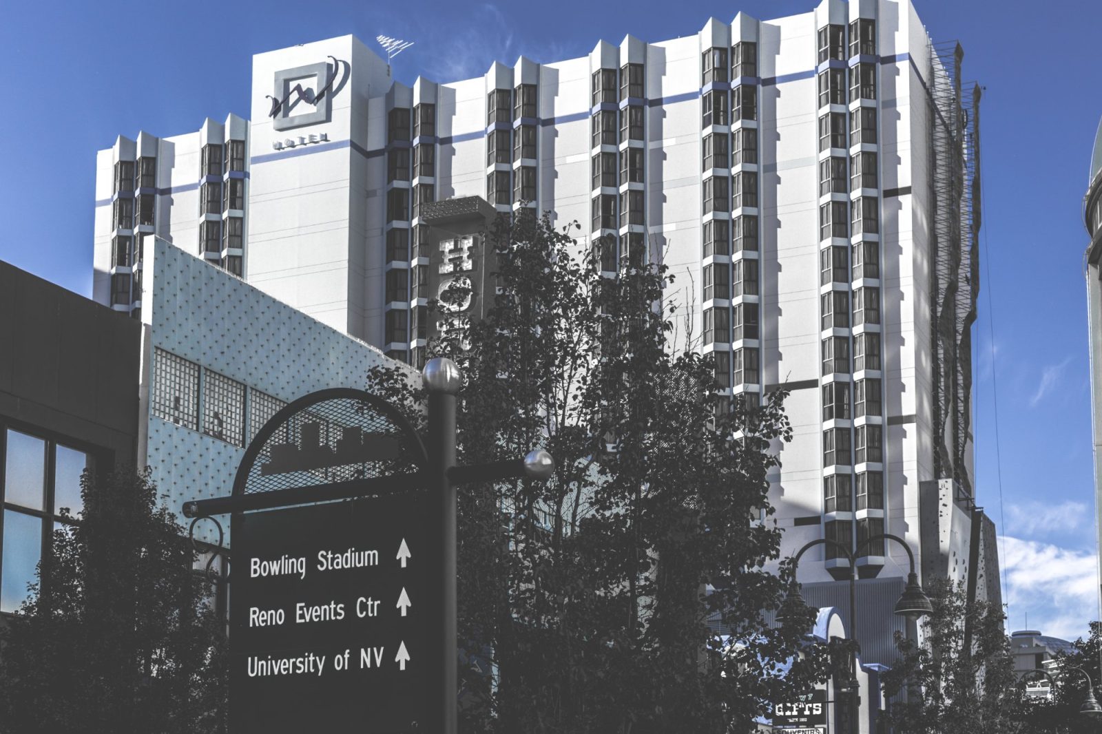 Whitney Peak Hotel Reno, Tapestry Collection by Hilton