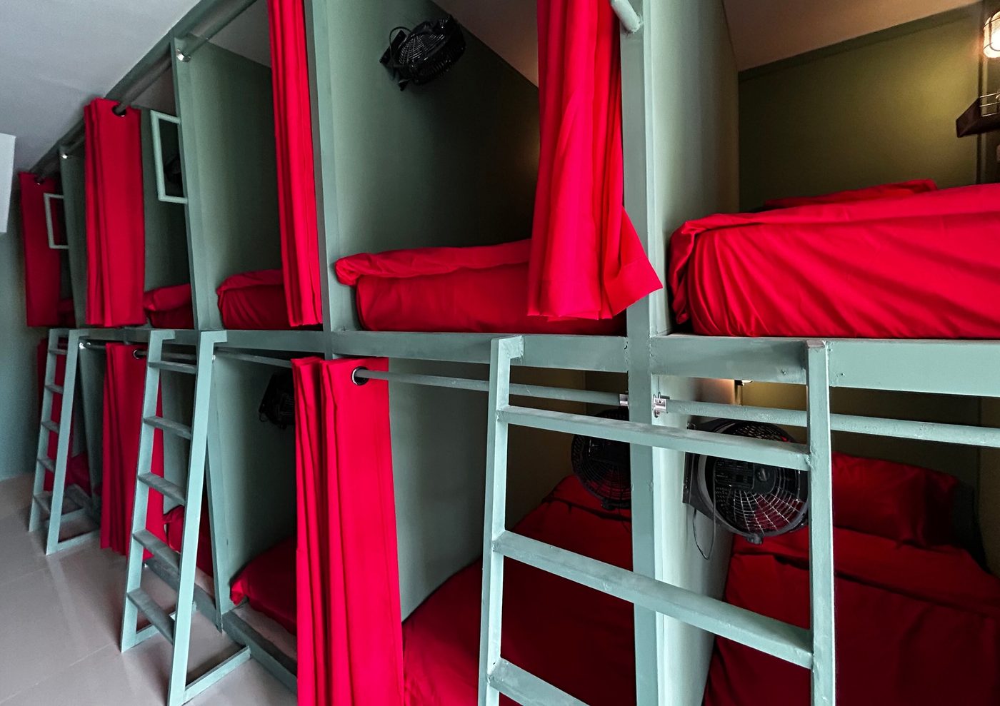 Whoopers Hostel, Krabi, Thailand