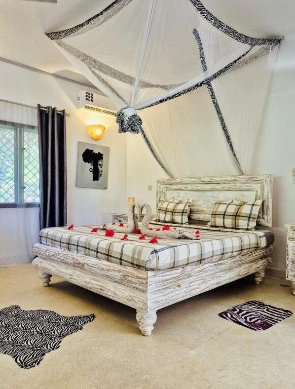 White Nyumba Malindi