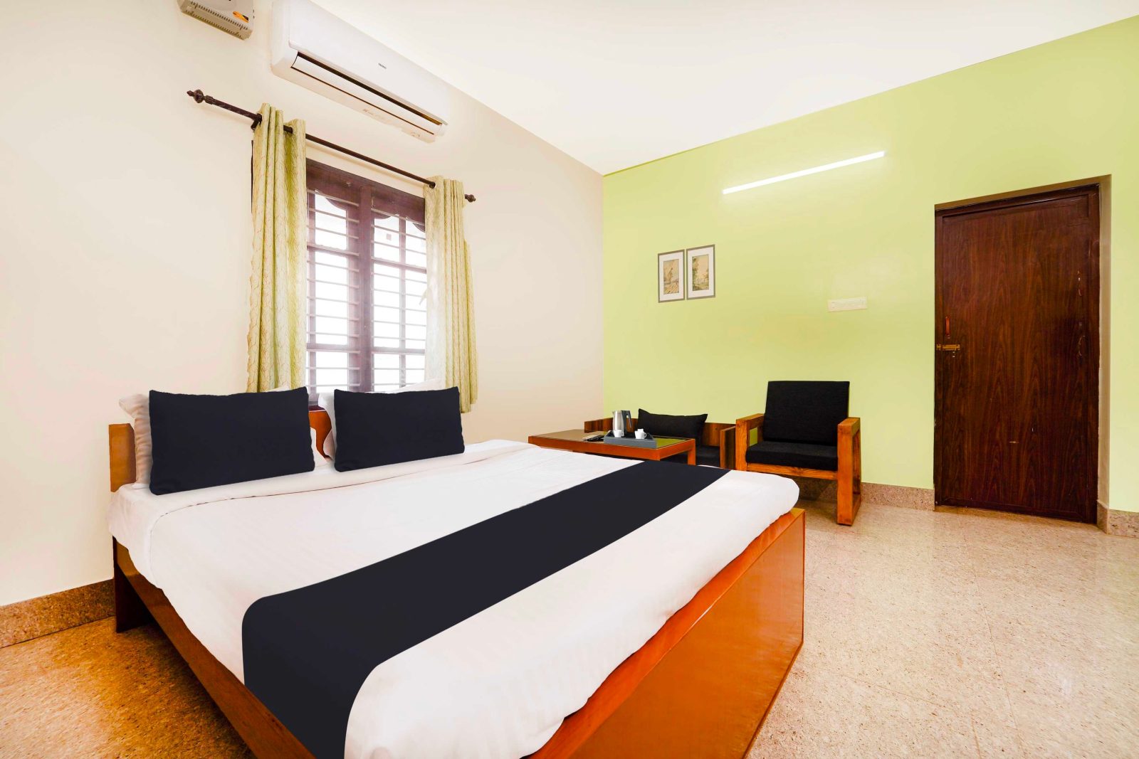 [Day Stay - 12 Hrs Slot : 8 AM to 8 PM] Collection O Singanallur Coimbatore