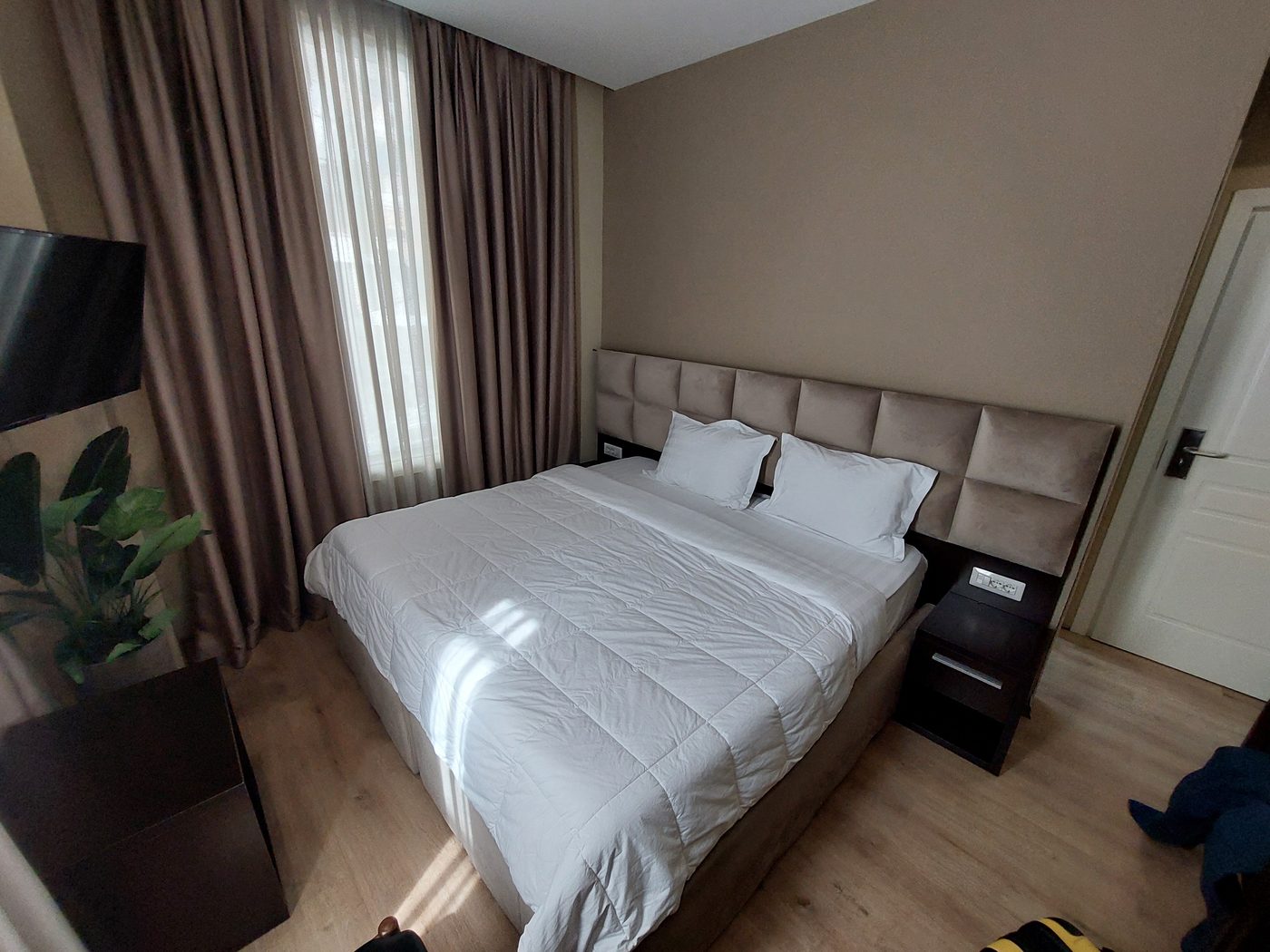 4R Colombo Hotel