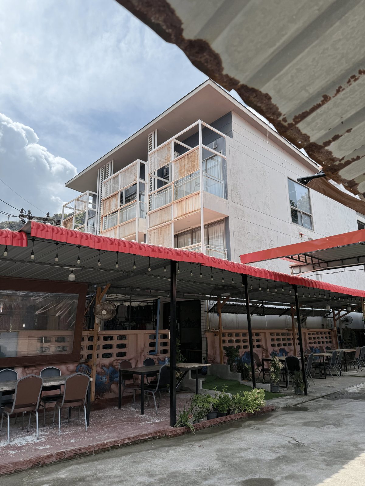 Kata Beach Poshtel Phuket