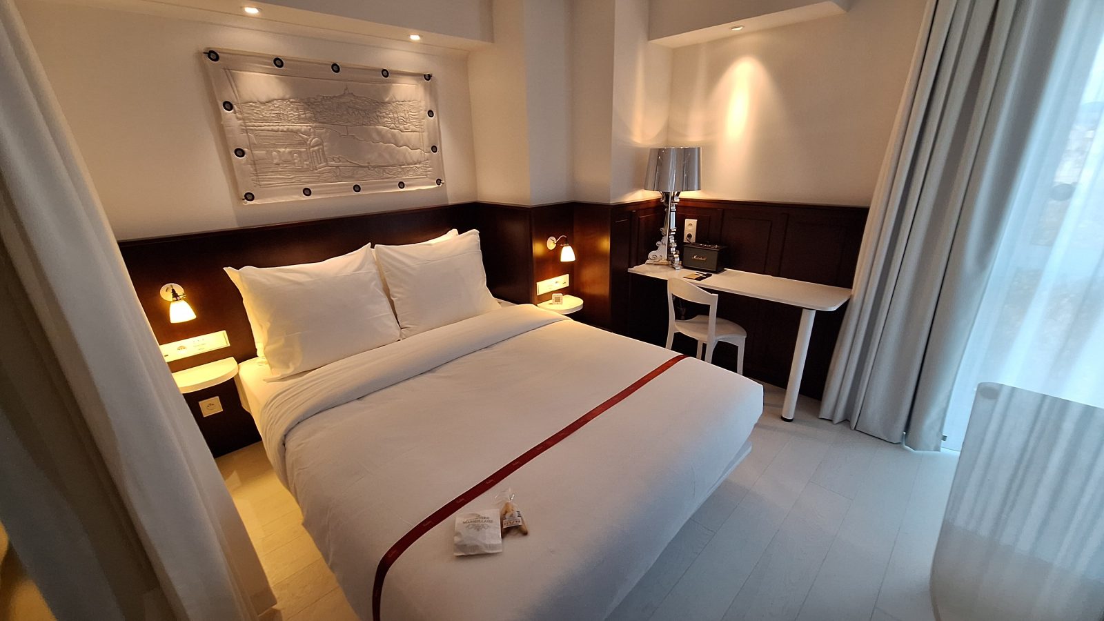 Ruby Lilou Hotel Marseille by IHG