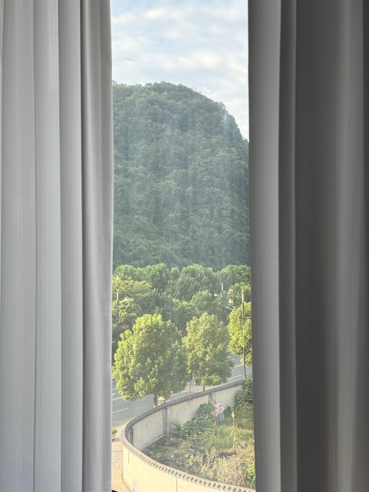 Zhangjiajie SANHE Resort