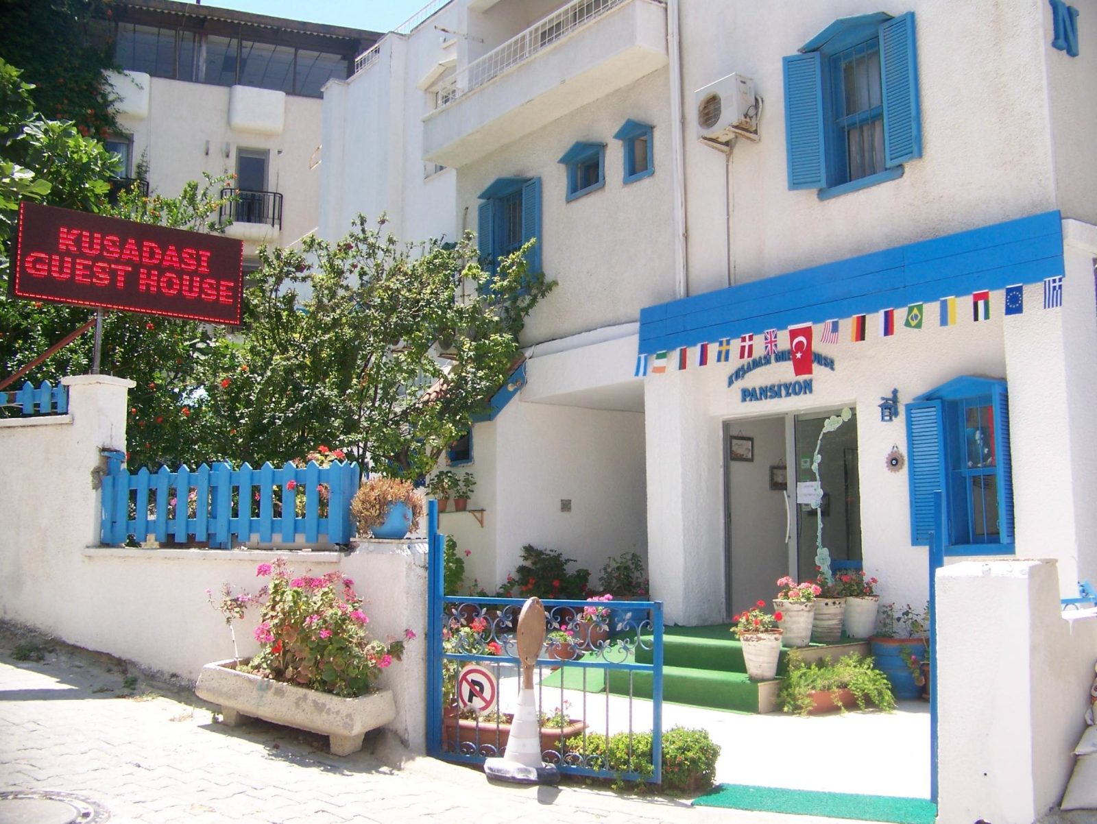 Kusadasi Guest House