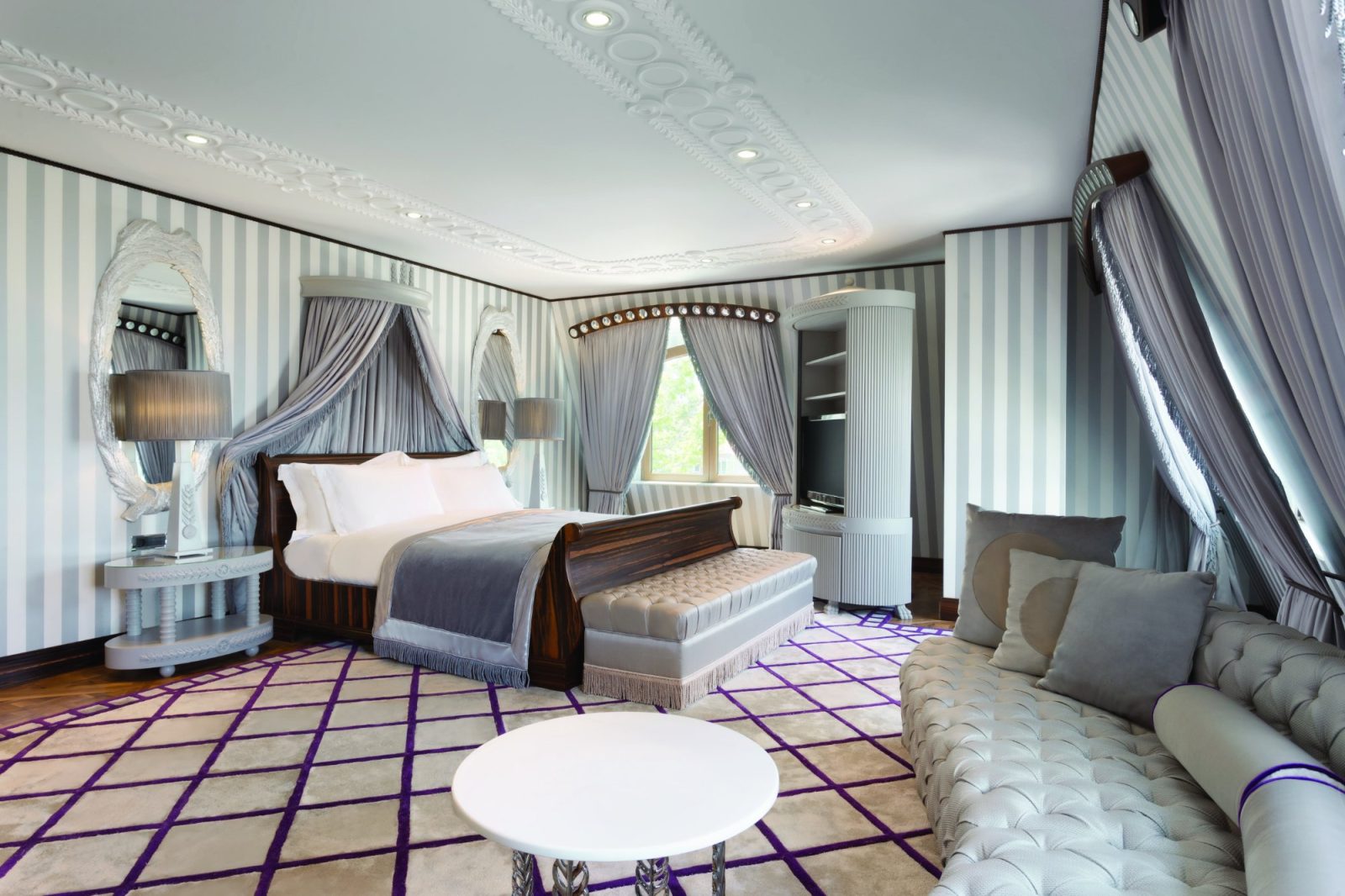 Wyndham Grand Istanbul Kalamis Marina Hotel