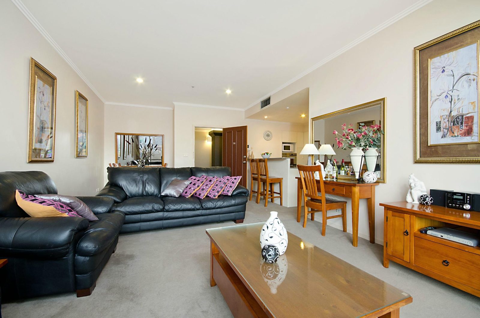 28 Southgate Apartments Melbourne
