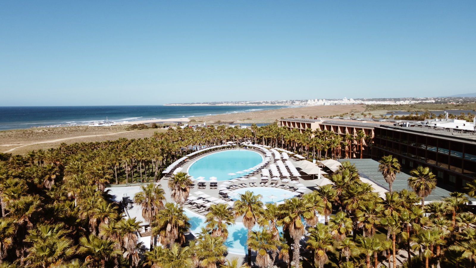 Wine&Books by the Sea, Algarve Resort