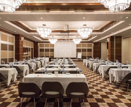 DoubleTree by Hilton Hotel Kusadasi