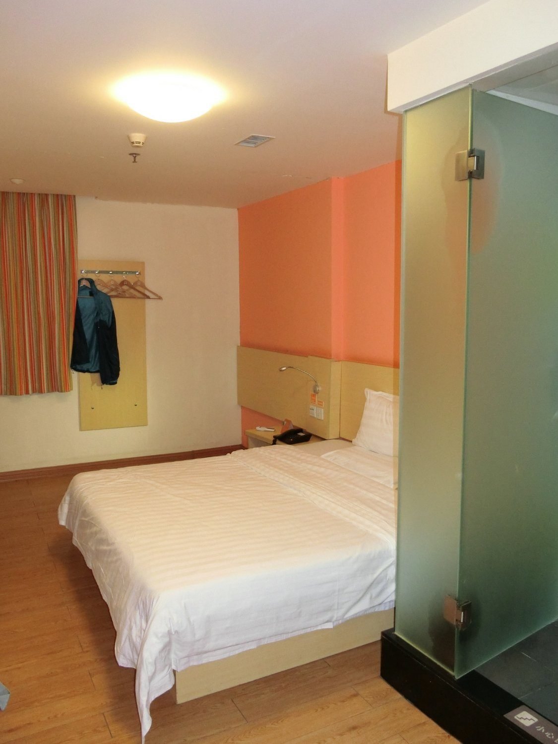 7 Days Inn Shenzhen Futian Port Subway Station