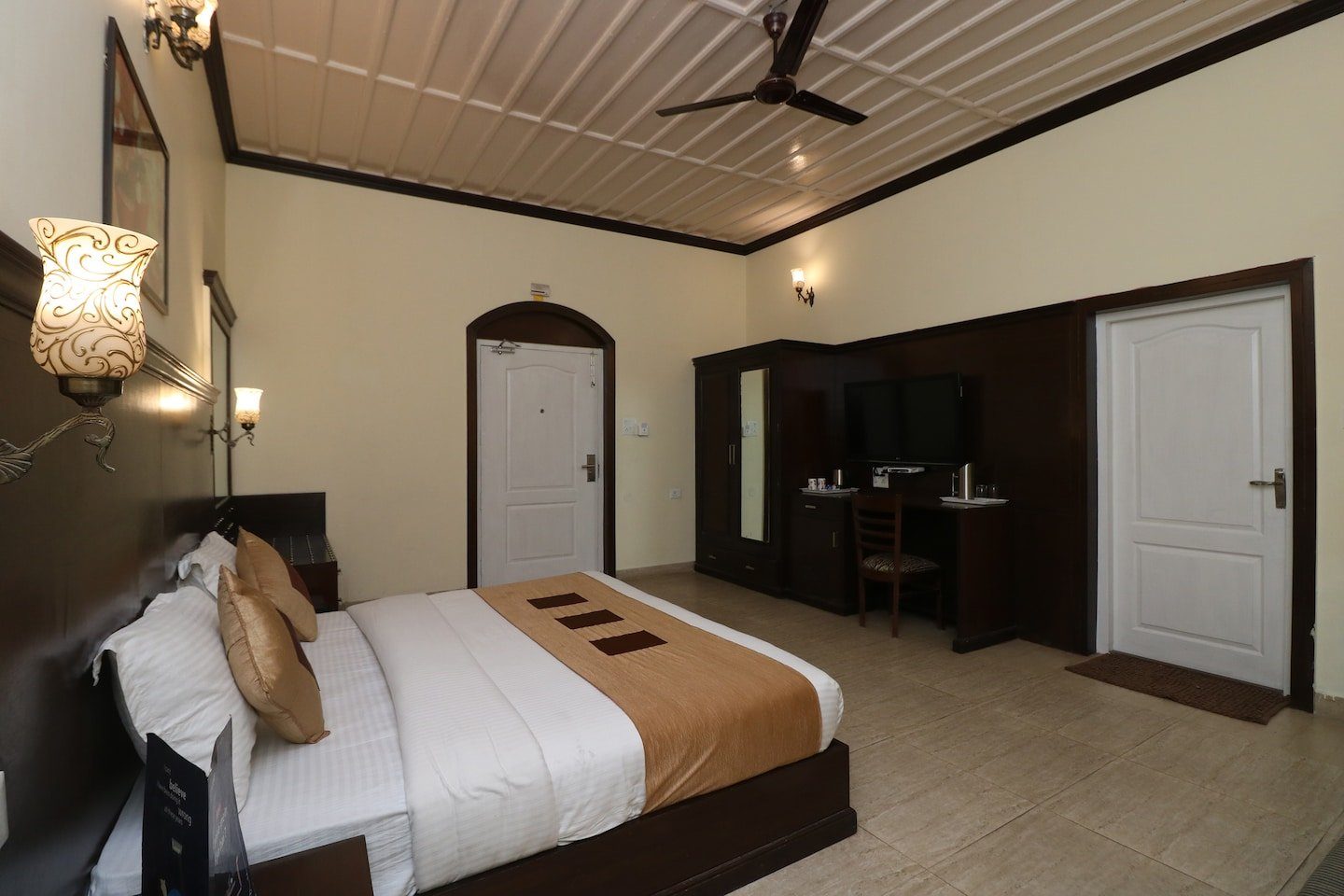 Hotel Paradise Mansion, Mussoorie