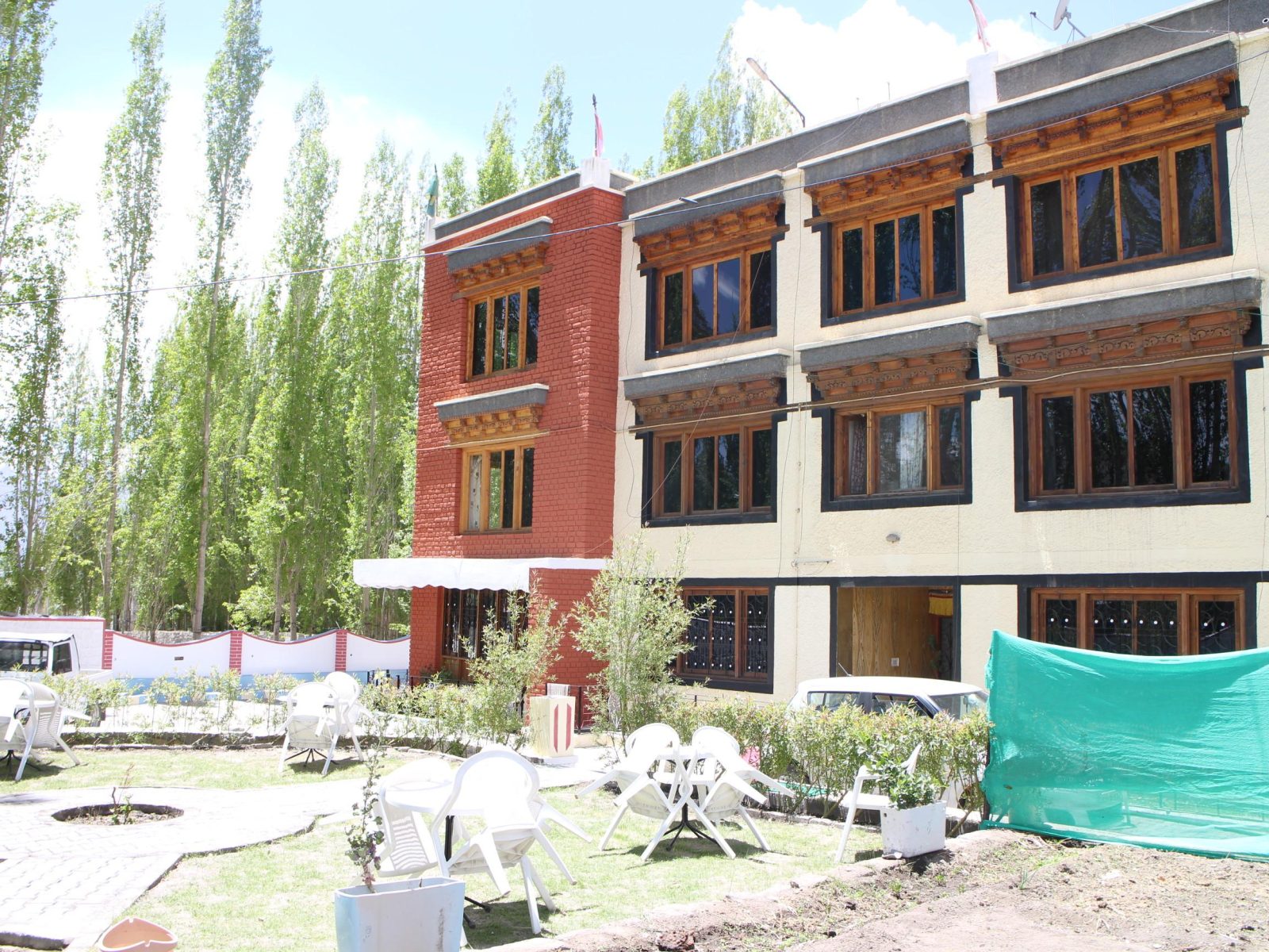 Hotel Nirvana Palace Leh