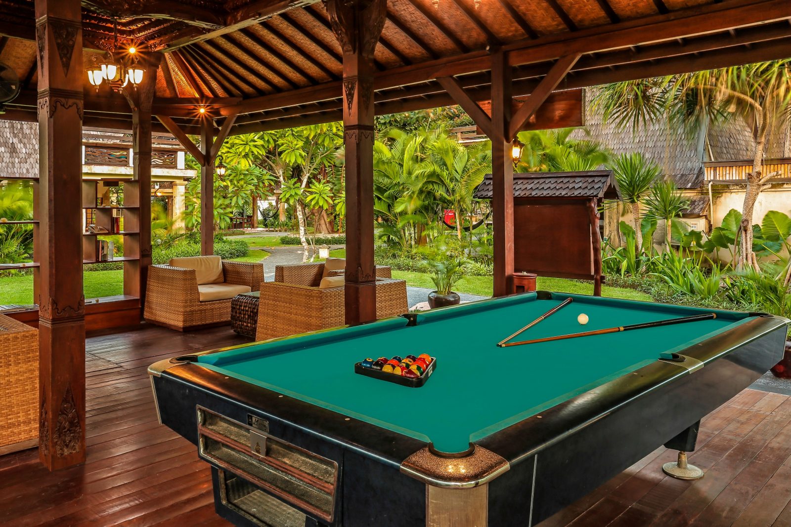 vila ombak hotel