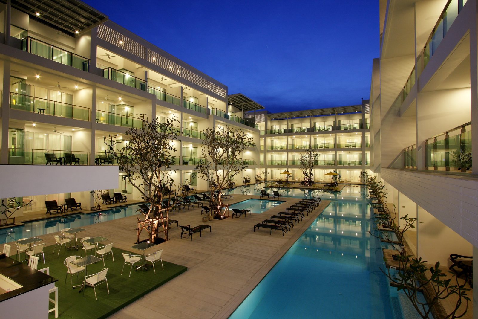 the old phuket hotel karon