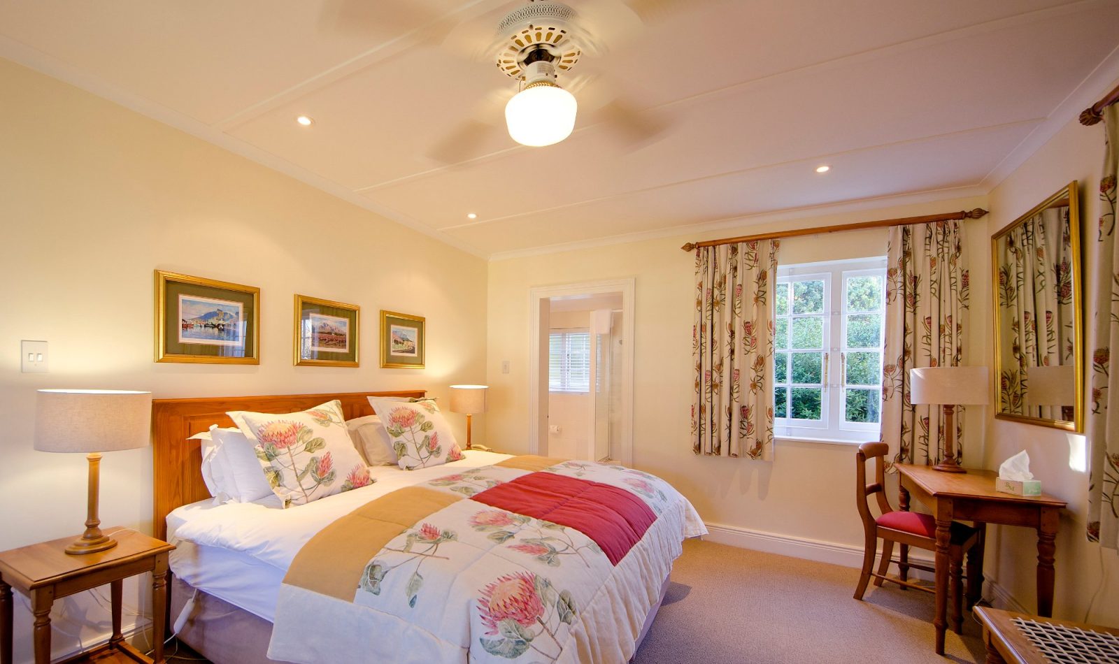 Belvidere Manor Lagoonside Cottages