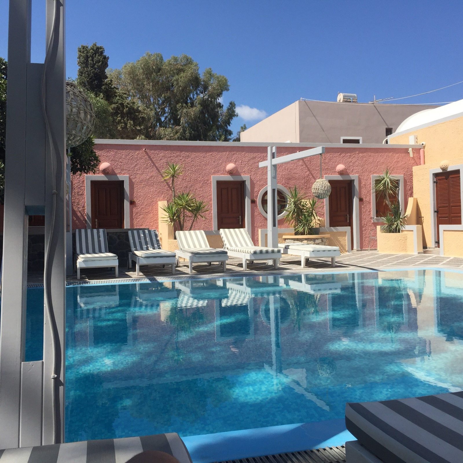 sunrise hotel fira